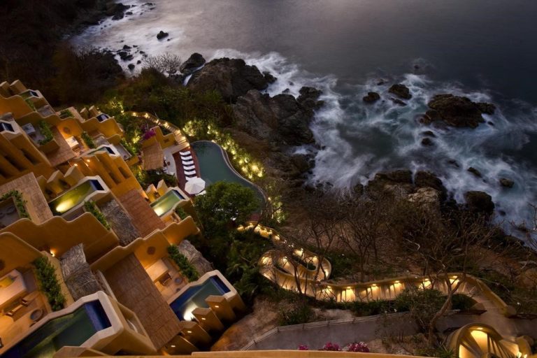 El Cala de Mar Resort & Spa Ixtapa: Un Paraíso Mexicano
