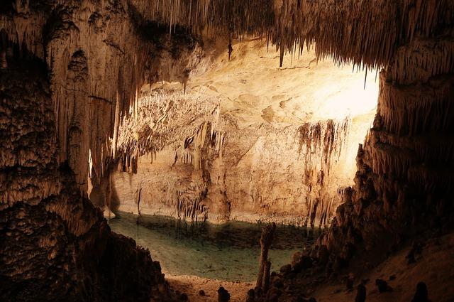 Cueva, Caverna, Naturaleza, Geología